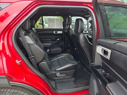 Used 2023 Ford Explorer ST w/ Equipment Group 401A AWD/4WD image 13
