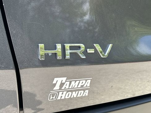 Used 2025 Honda HR-V LX image 8