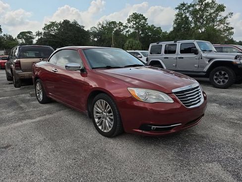Used 2012 Chrysler 200 Limited FWD image 2