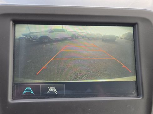 Used 2018 Chevrolet Equinox LT image 26