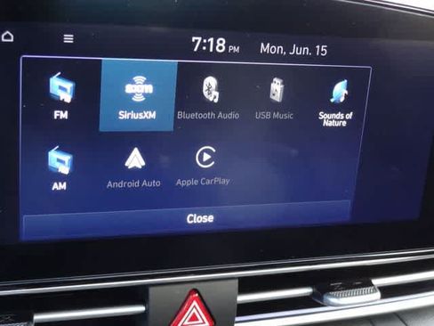 Used 2024 Hyundai Elantra SEL w/ Convenience Package FWD image 25