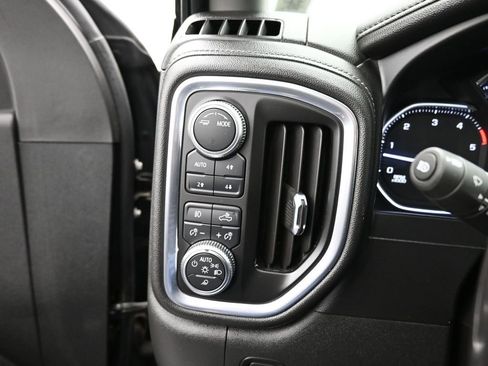 Used 2021 GMC Sierra 2500 SLT w/ SLT Premium Package image 13