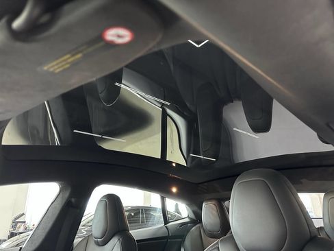 Used 2020 Tesla Model S AWD image 29
