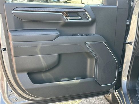 New 2026 GMC Sierra 1500 Elevation w/ LPO, Elevation Black Package image 19