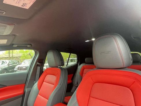 Used 2025 Chevrolet Equinox EV RS FWD image 5