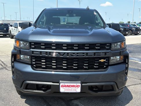 Certified 2022 Chevrolet Silverado 1500 Custom w/ Safety Confidence Package AWD/4WD image 3