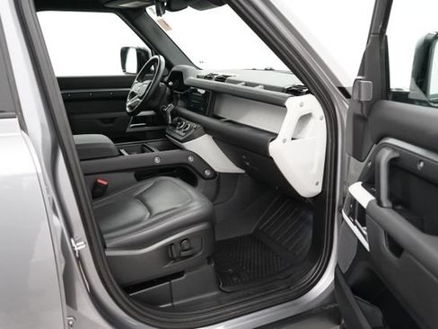 Used 2024 Land Rover Defender 110 S AWD/4WD image 53