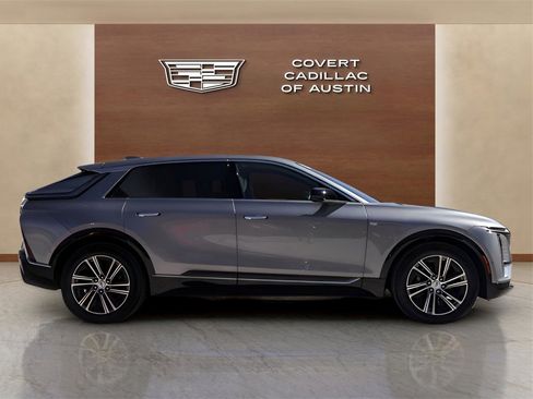 Certified 2024 Cadillac Lyriq Luxury image 5