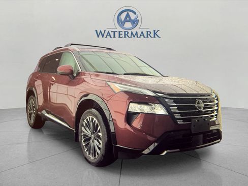 Certified 2025 Nissan Rogue Platinum AWD/4WD image 4