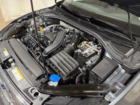 Used 2023 Volkswagen Jetta SEL image 39