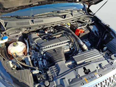 Used 2024 Lincoln Corsair AWD w/ Equipment Group 101A image 27