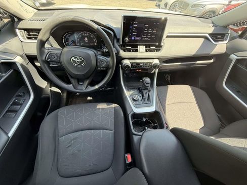 Used 2024 Toyota RAV4 XLE w/ Convenience Package AWD/4WD image 15