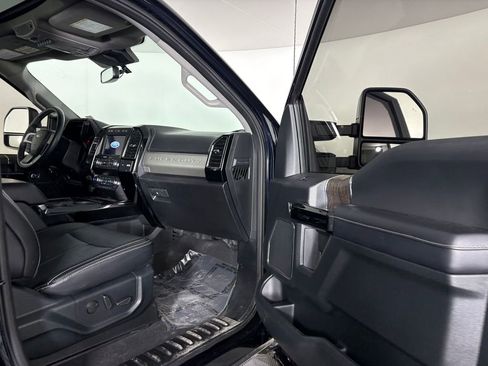 Used 2021 Ford F250 Lariat w/ Lariat Ultimate Package image 34