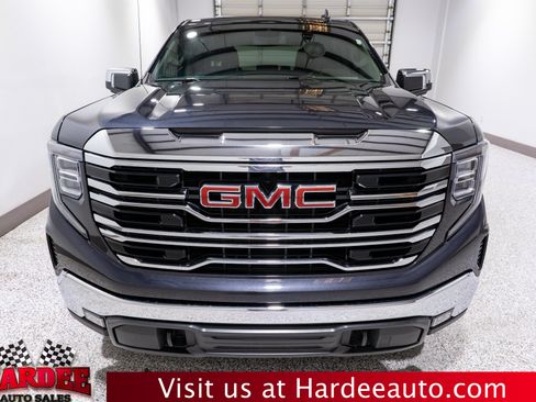 Used 2025 GMC Sierra 1500 SLT AWD/4WD image 7