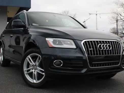 Used 2016 Audi Q5 2.0T Premium image 29