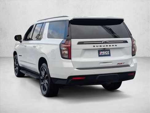 Used 2024 Chevrolet Suburban RST image 8