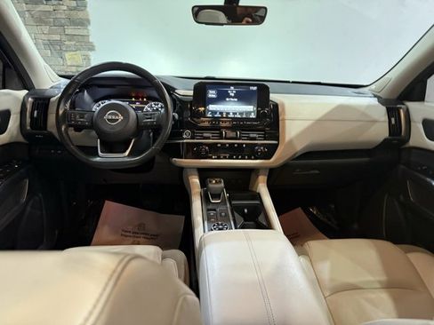 Certified 2023 Nissan Pathfinder SL w/ SL Premium Package image 23