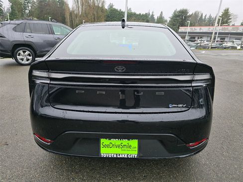 New 2026 Toyota Prius Plug-In Hybrid image 6