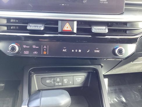 Certified 2025 Kia K5 GT-Line AWD/4WD image 24