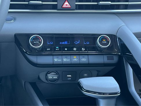 New 2026 Hyundai Elantra Hybrid FWD image 36