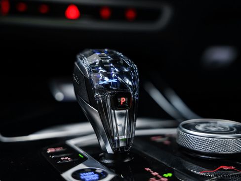 Used 2024 BMW ALPINA XB7 image 96