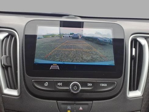 Used 2020 Chevrolet Malibu LS FWD image 16