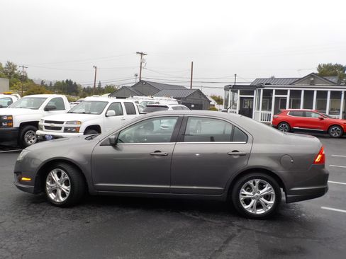 Used 2012 Ford Fusion SE FWD image 11