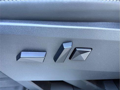 Used 2025 Tesla Cybertruck AWD Crew Cab image 26