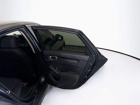 Used 2023 Honda Civic LX image 27