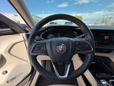 Used 2022 Buick Envision Avenir w/ Technology Package II FWD image 21
