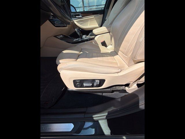 Used 2018 BMW X3 xDrive30i AWD/4WD image 12