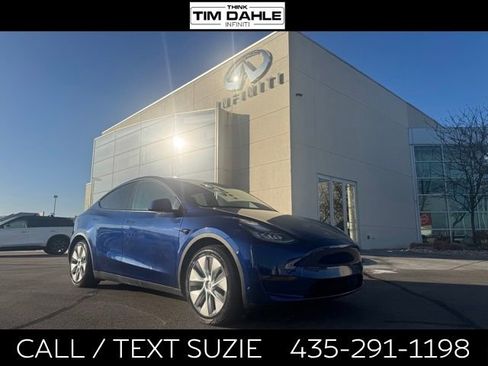 Used 2021 Tesla Model Y Long Range AWD/4WD image 1