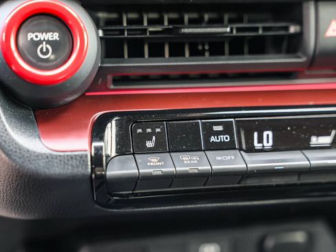 Certified 2023 Toyota Prius Prime FWD image 15