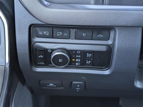 Certified 2024 Ford F250 Platinum image 16