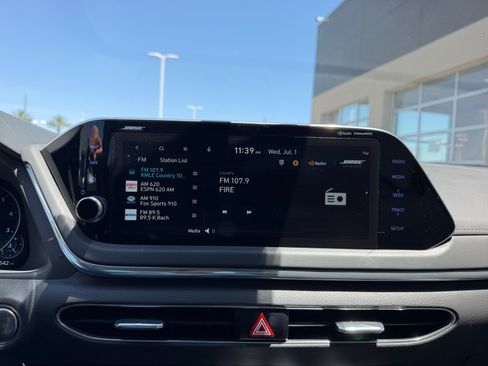 Used 2020 Hyundai Sonata Limited FWD image 12