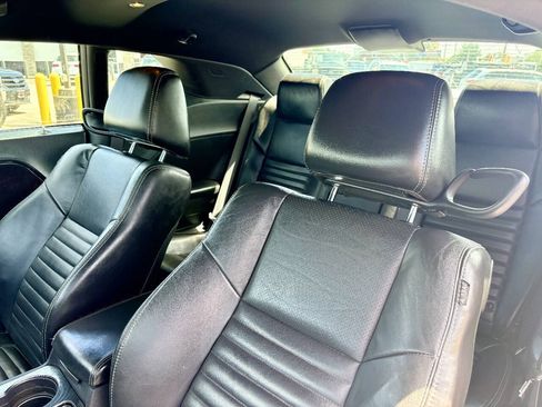 Used 2012 Dodge Challenger SXT Plus RWD image 12