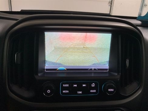 Used 2018 Chevrolet Colorado Z71 AWD/4WD image 36