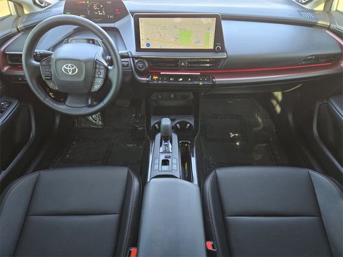 Used 2024 Toyota Prius Prime Premium image 28