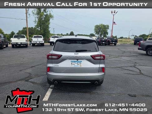 Used 2023 Ford Escape ST-Line w/ Tech Pack #1 AWD/4WD image 7