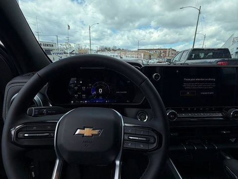 New 2026 Chevrolet Colorado LT image 7