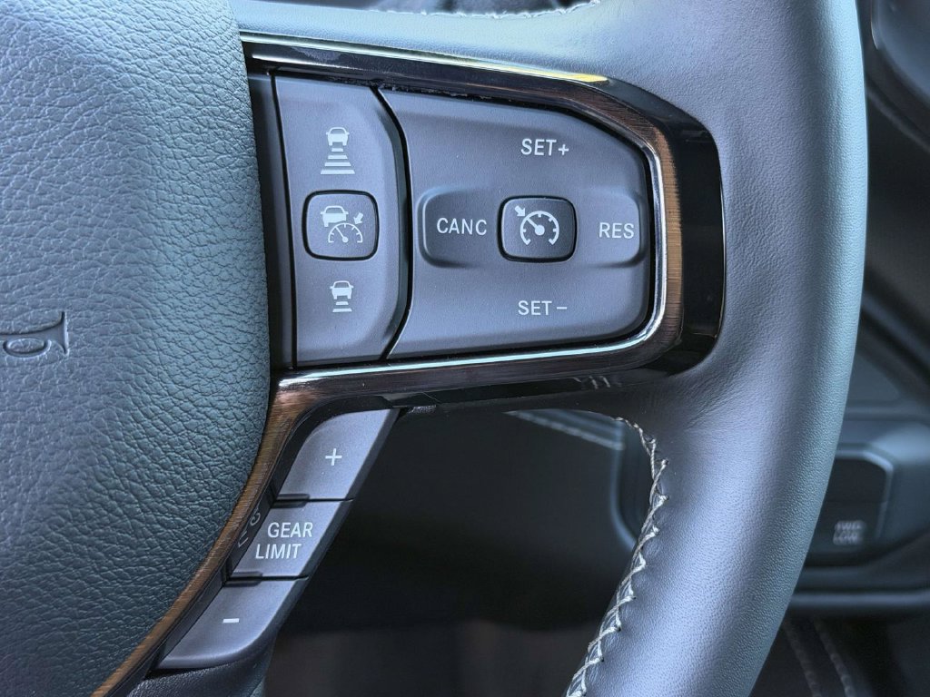 New 2027 RAM 3500 Limited AWD/4WD image 23