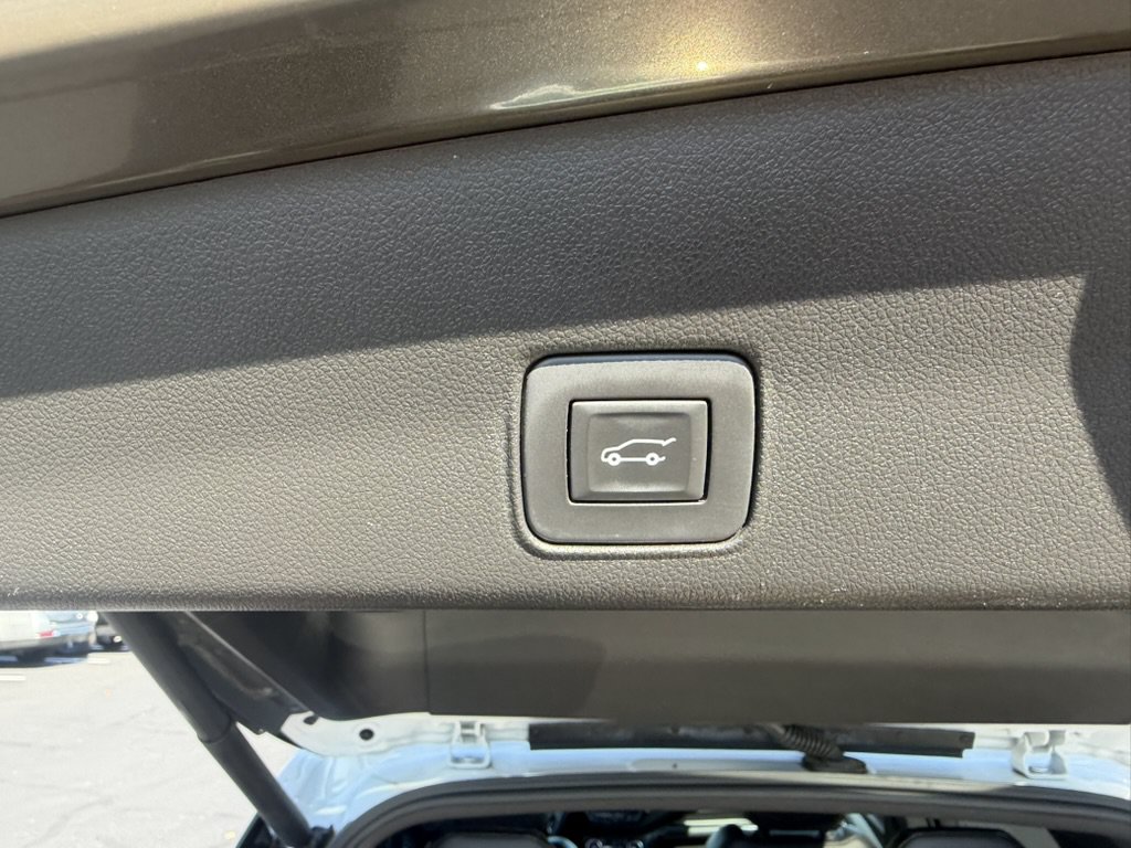 Certified 2021 Chevrolet TrailBlazer ACTIV w/ Sun and Liftgate Package AWD/4WD image 13