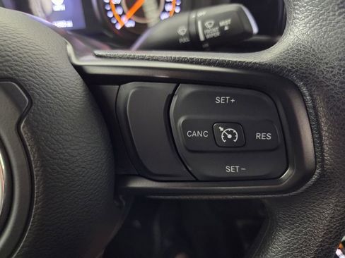 Certified 2025 Jeep Wrangler Sport image 18