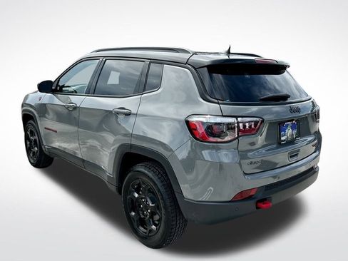 Used 2024 Jeep Compass Trailhawk image 4