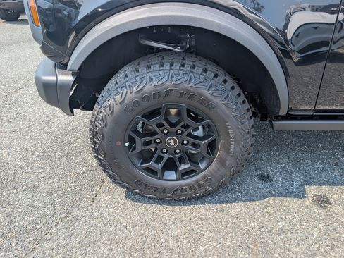 New 2026 Ford Bronco Badlands AWD/4WD image 5