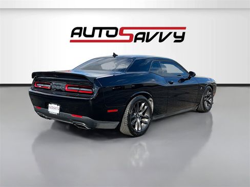 Used 2021 Dodge Challenger R/T Scat Pack w/ Shaker Package image 7