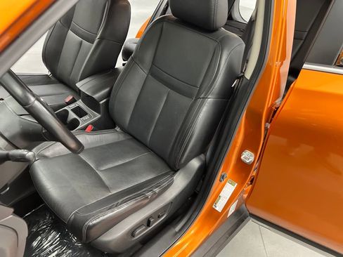 Used 2017 Nissan Rogue SL AWD/4WD image 9