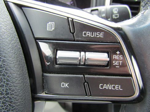 Used 2020 Kia Sportage EX image 25