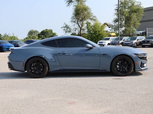 Used 2025 Ford Mustang GT Premium RWD image 7