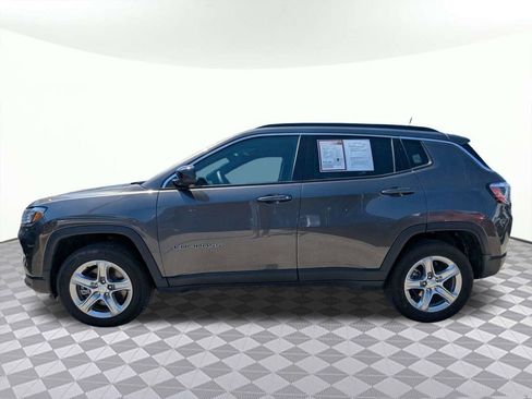 Used 2024 Jeep Compass Latitude AWD/4WD image 6